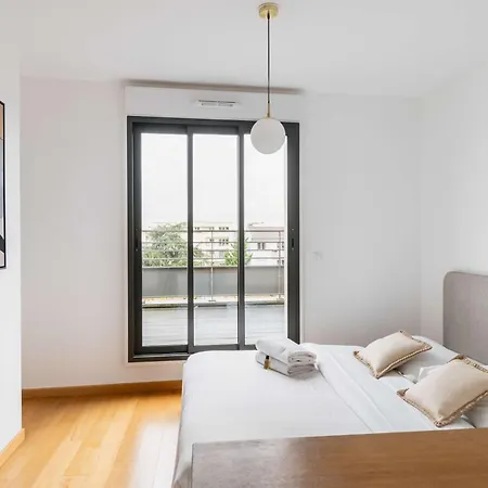Duplex Lumineux Avec Terrasse - 6p - Flat-guest *