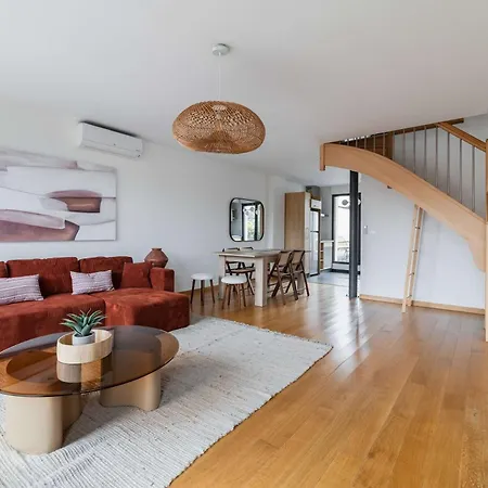 Duplex Lumineux Avec Terrasse - 6p - Flat-guest Apartment *